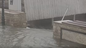 VIDEO În Constanța s-a emis cod roșu, după ce vremea a adus ploi puternice. Pompierii au avut zeci de intervenții